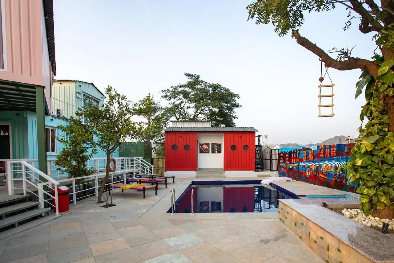 Hotel The G Snoozebox Udaipur