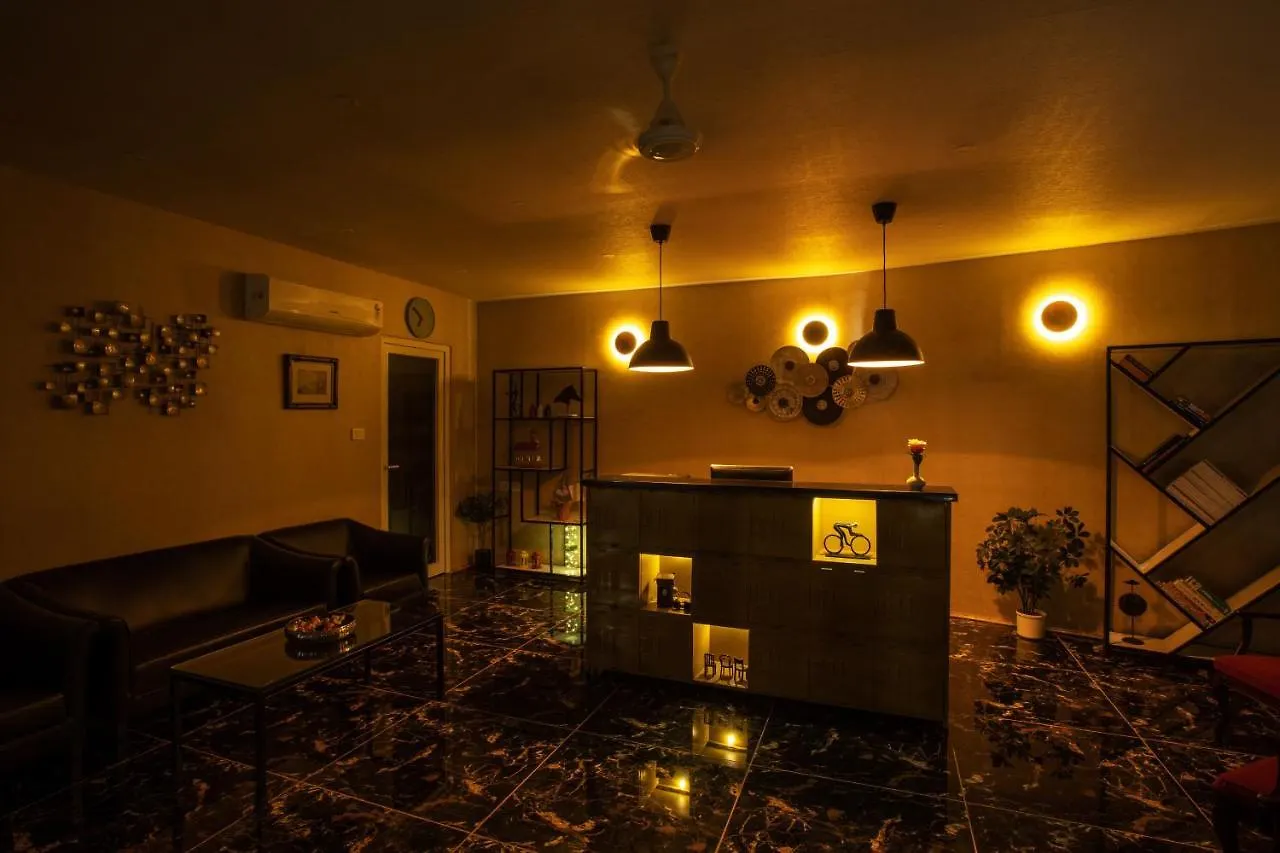 Hotel The G Snoozebox Udaipur