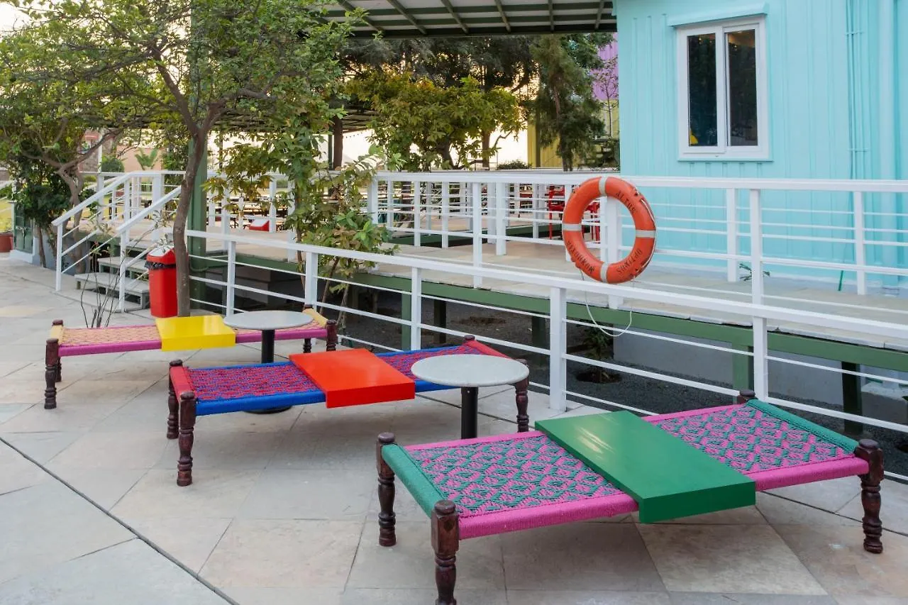 Hotel The G Snoozebox Udaipur